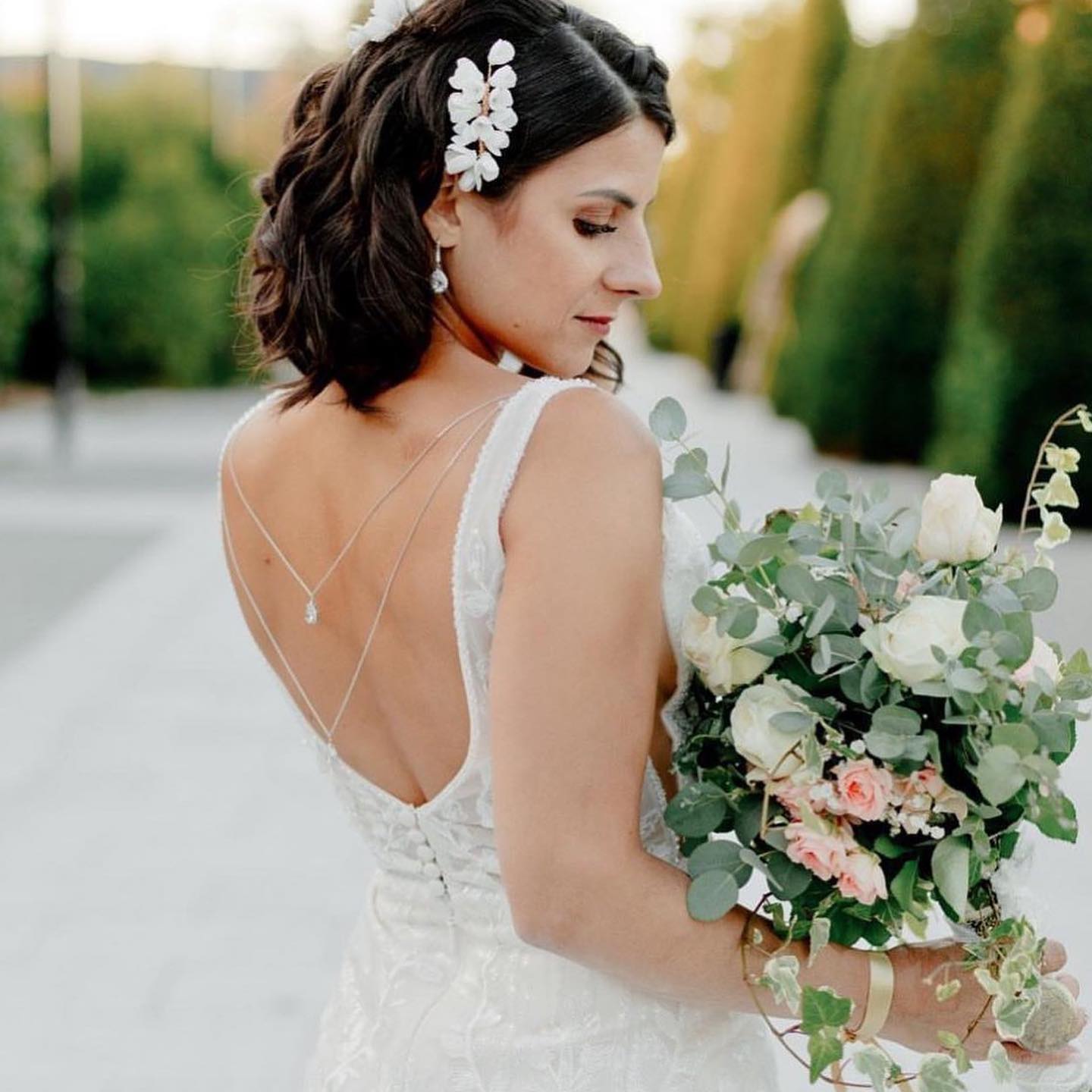 Five Ways To Shop For Your Bridal Accessories