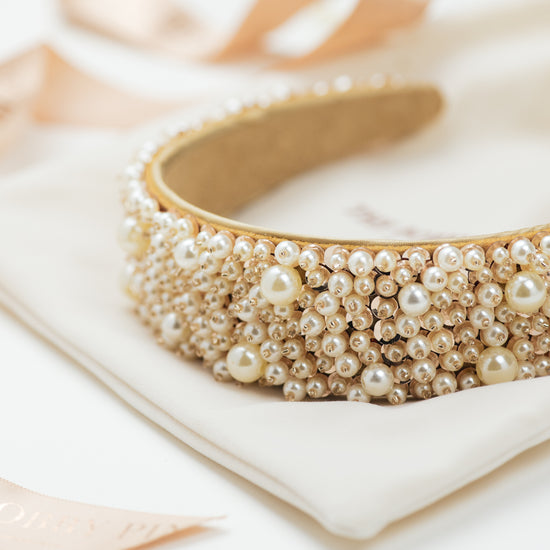 Our Tips & Top Picks For Autumn/Winter Wedding Bridal Accessories
