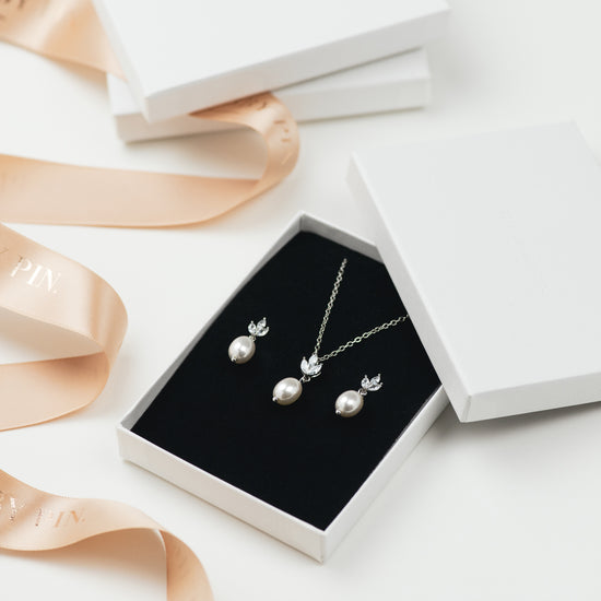 Load image into Gallery viewer, Libby Necklace &amp;amp; Earring Set
